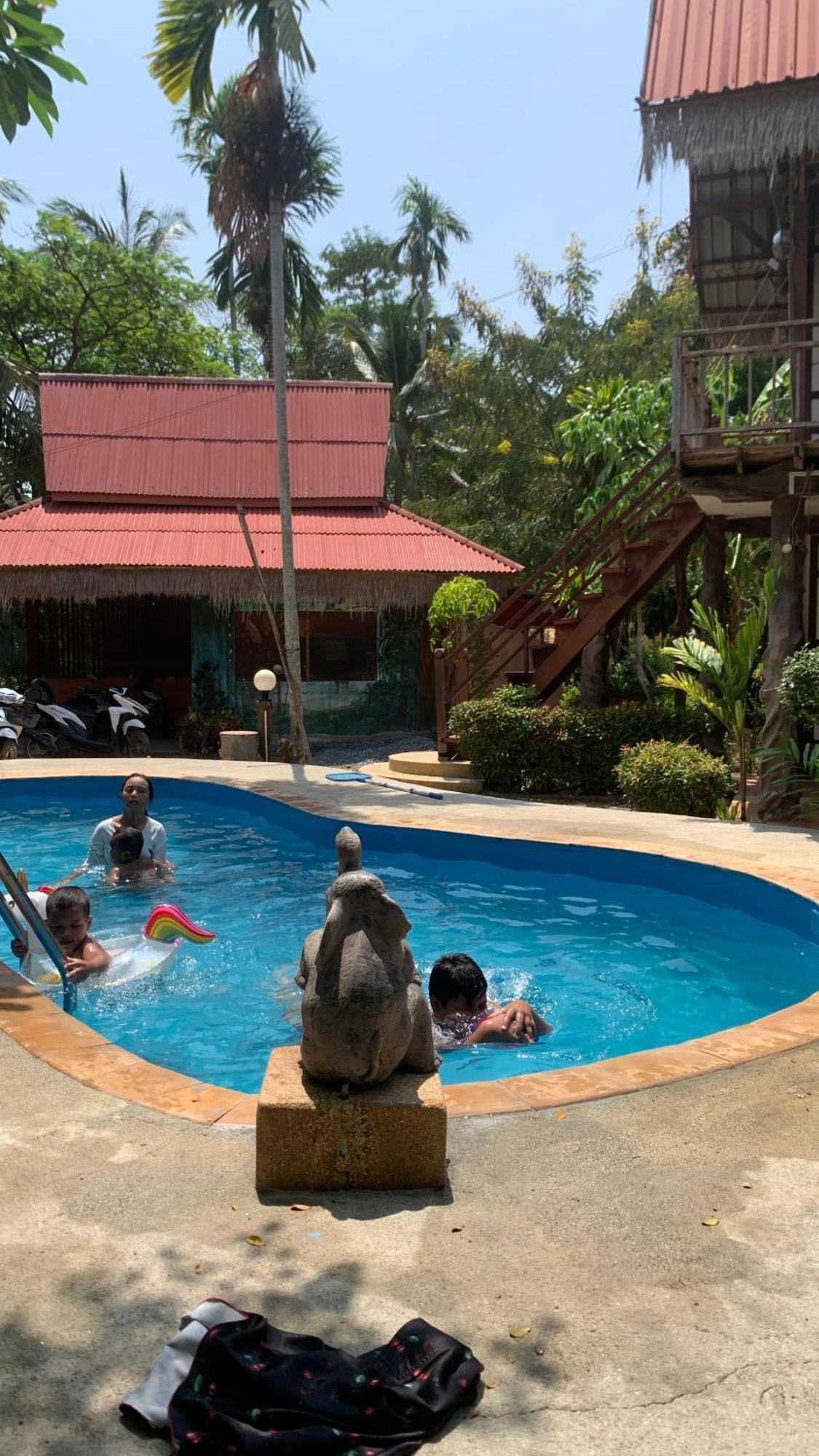 Nin Kantiang Bay Koh Lanta Exterior photo