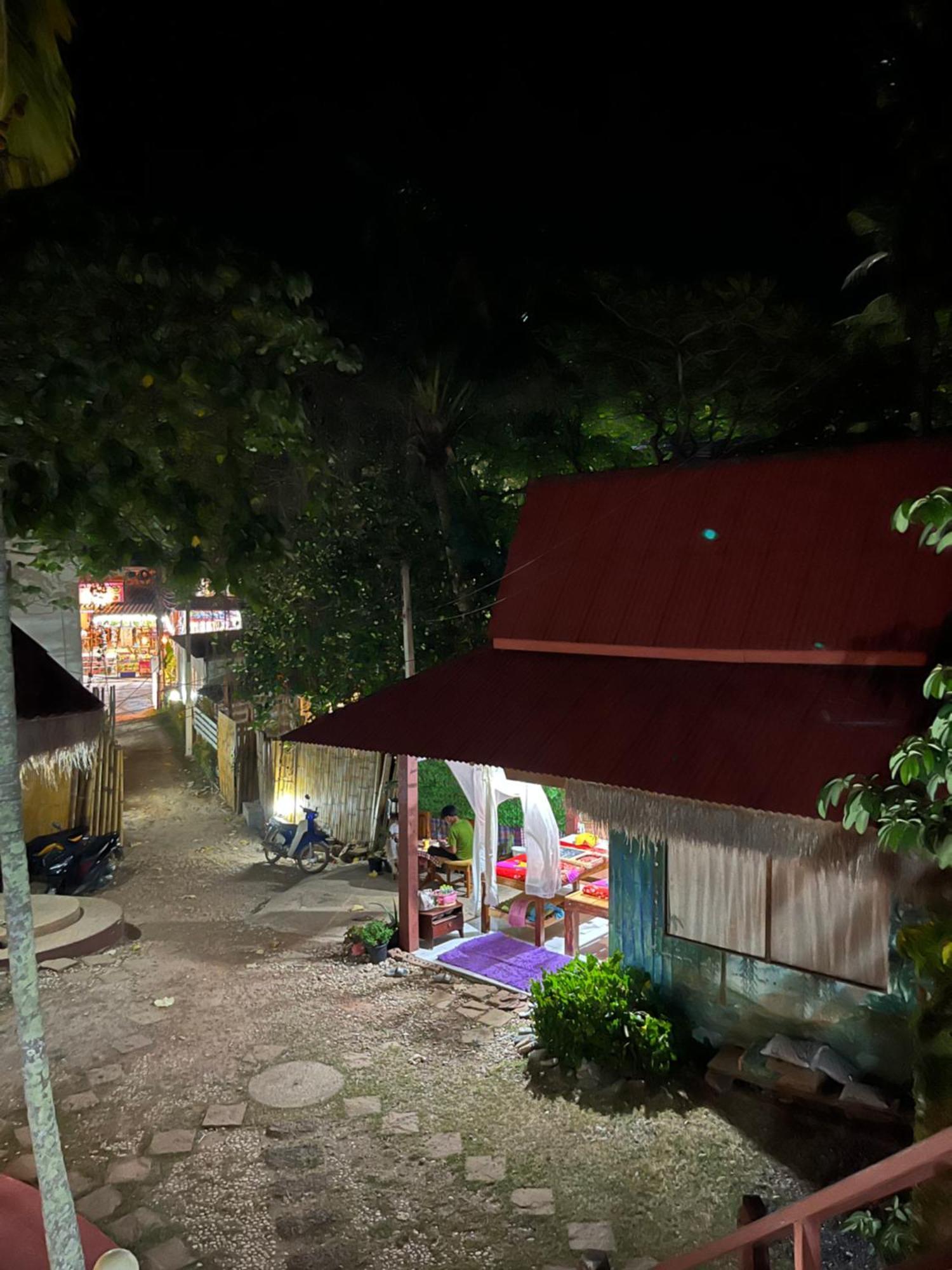 Nin Kantiang Bay Koh Lanta Exterior photo
